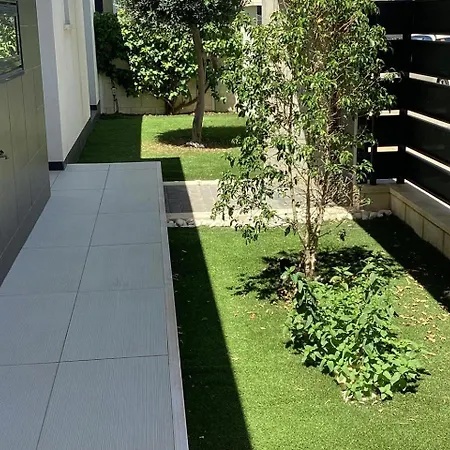 Chalet Housesleeps6-pool-beach-garden-solarium-petok *